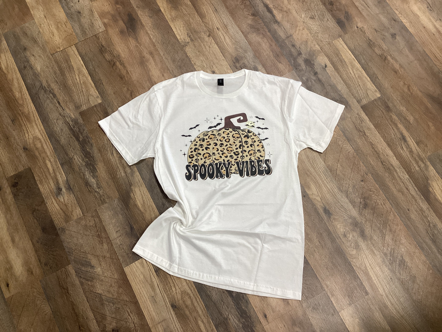 Spooky Vibes tee