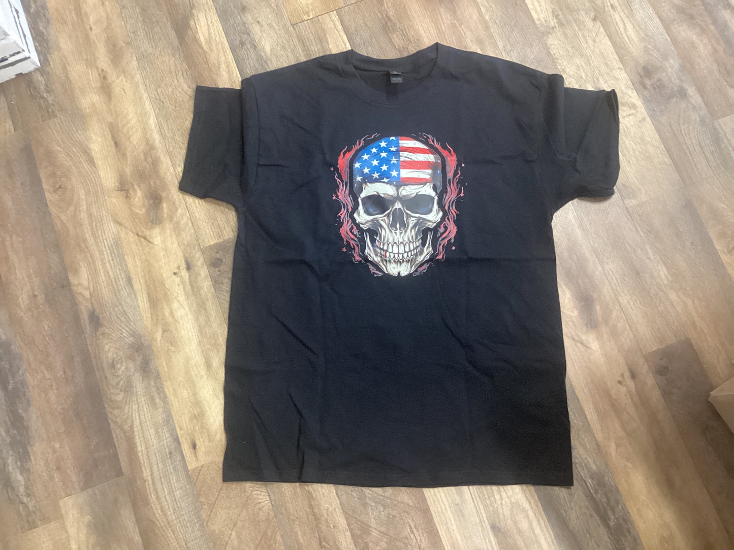 Skull Flag Bandanna tee
