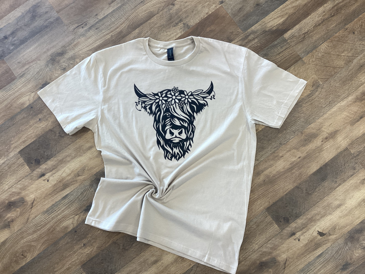 Flower crown cow tee