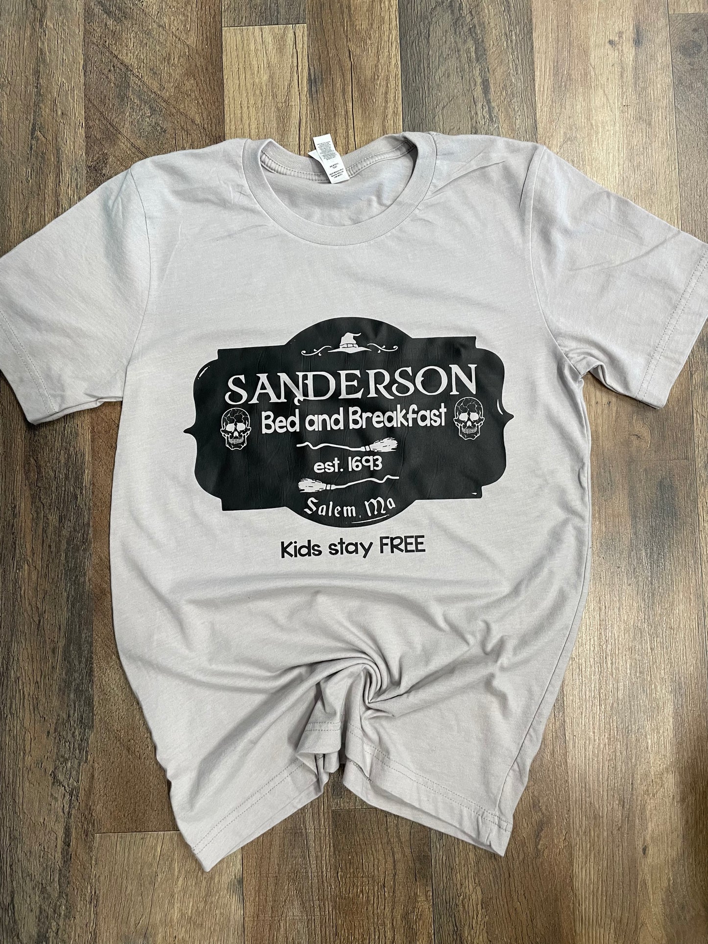 Sanderson Tee