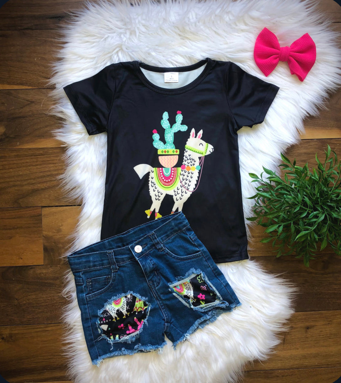 Llama Denim Shorts Outfit