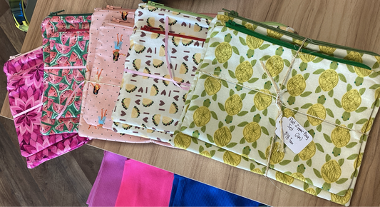 Flat zipper bag set