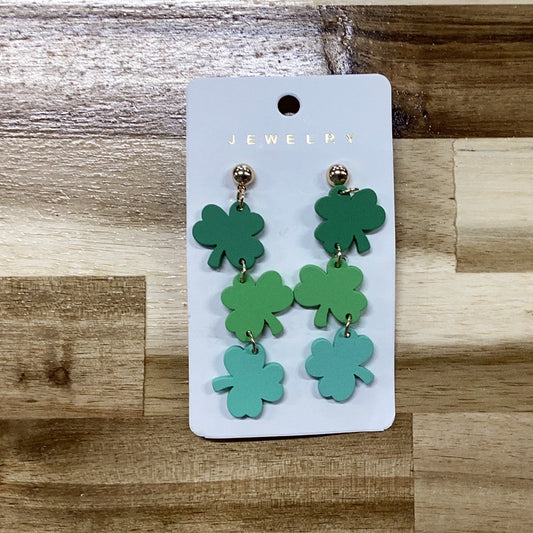 St patties clover earrings
