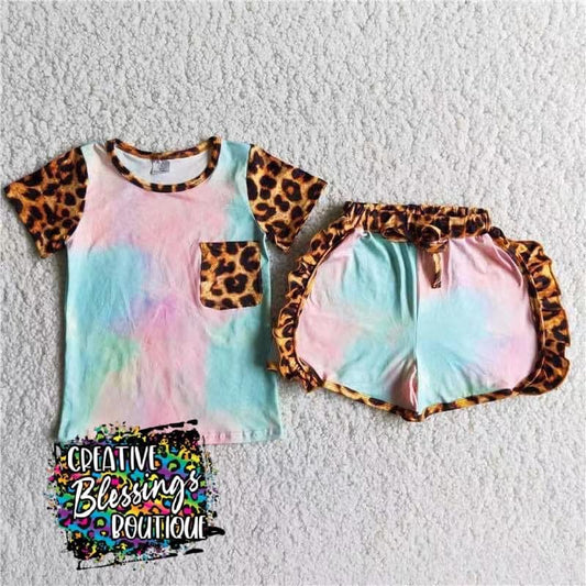 Tie Dye And Leopard Outfit